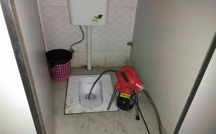 麻栗坡蹲便疏通